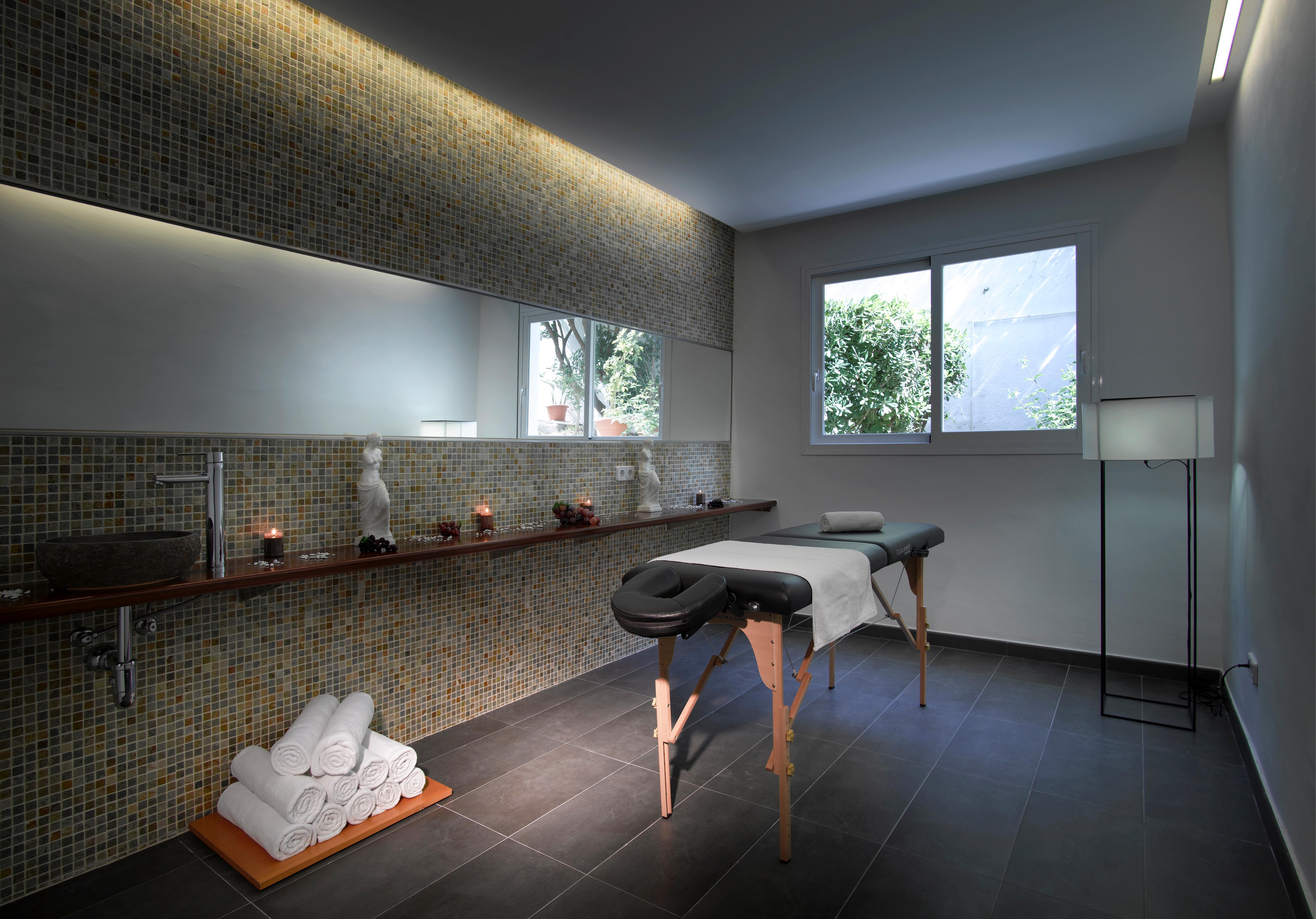 Palladium Hotel Cala Llonga - Adults Only Экстерьер фото